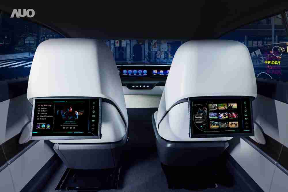 2121非凡新一代Smart Cockpit 2024，，，以Micro LED先进显示技术优势，，，创建〝可卷式后座娱乐显示器〞，，，，仅在互动时才显示出所需画面及信息，，，扩充更丰富的娱乐和交互信息服务，，，获国际奖项荣耀